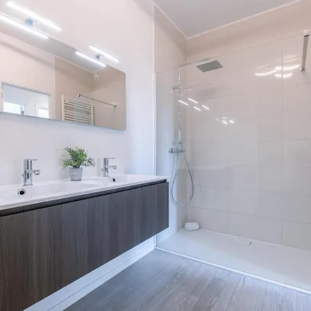 Modern Ground-floor With Large Sunny Terrace And Free Parking Place Nearby Duinenwater *